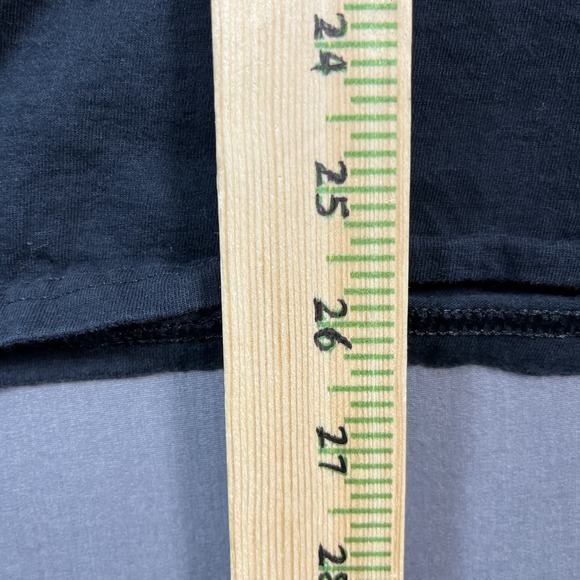 Looney Tunes graphic t-shirt tee size Medium - Picture 2 of 5